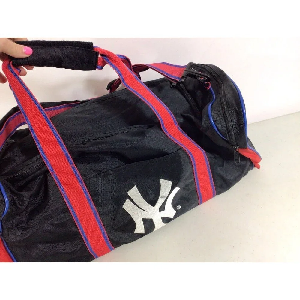 New York Yankees 90’s Duffel Gym Bag MLB Genuine Merchandise